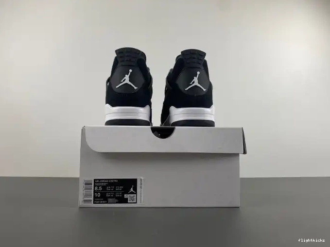4 THUNDER